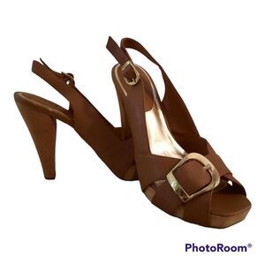 Bakers Wooden Peptoe Platform Heels